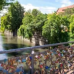 Maya's Flats 61 - Bridge * 그단스크