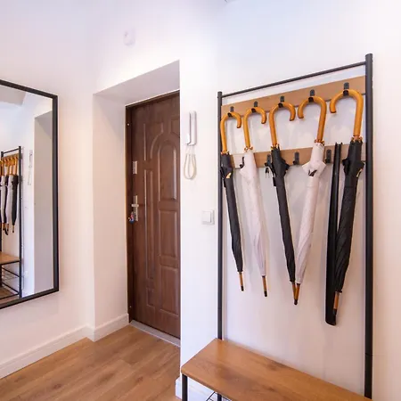 Maya's Flats & 61 - Bridge Appartement *